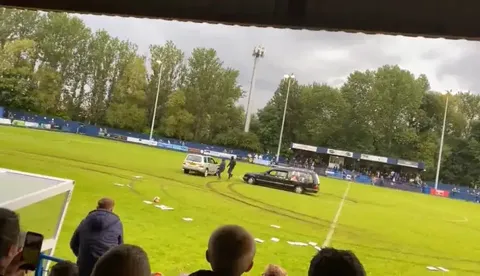 footie-chaos-watch-gateshead-vs-833316525