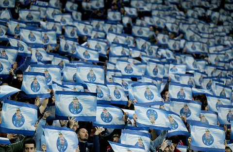 dramma in casa porto dirigente muore per un malore durante il match contro il benfica da Derbyderbyderby.it dramma in casa porto dirigente muore per un malore durante il match contro il benfica
