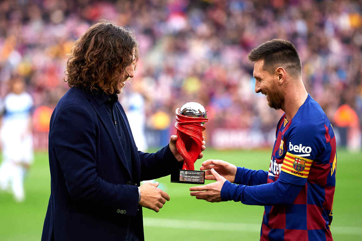 FC Barcelona v Deportivo Alaves  - La Liga