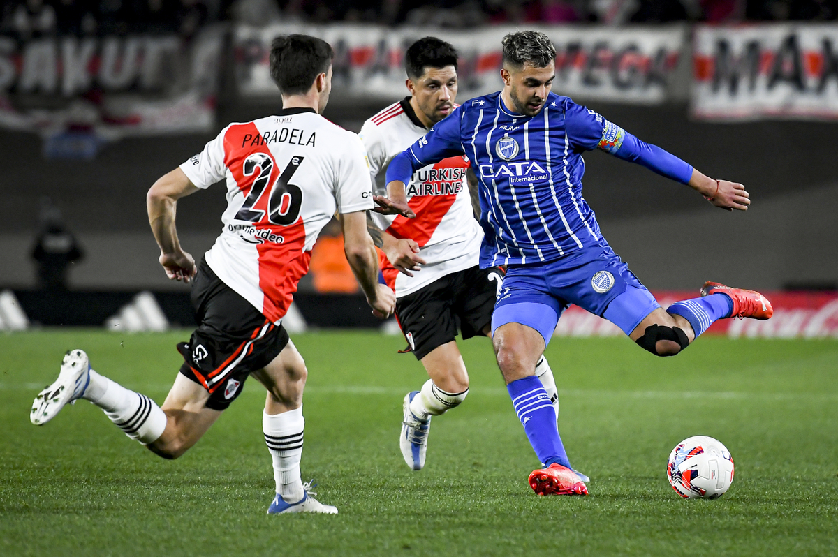 River Plate v Godoy Cruz - Liga Profesional 2022