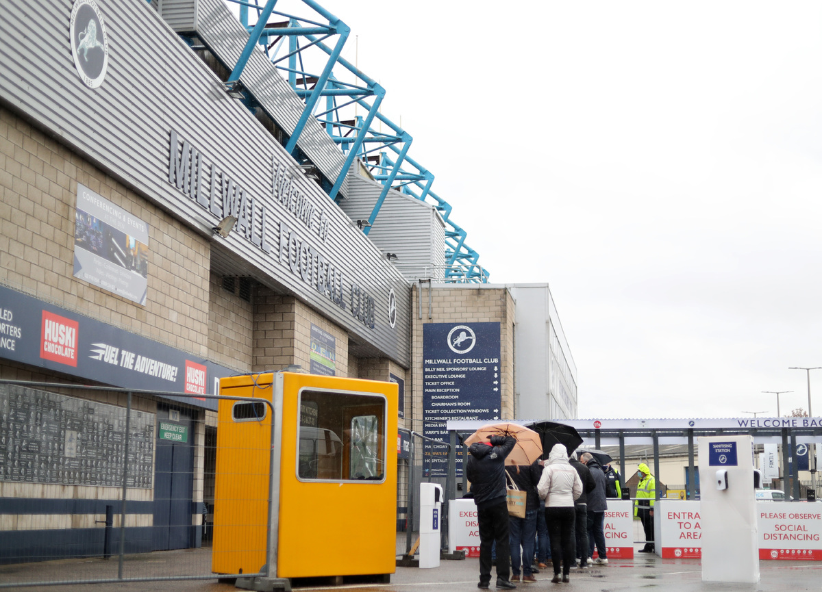 Millwall v Huddersfield Town - Sky Bet Championship