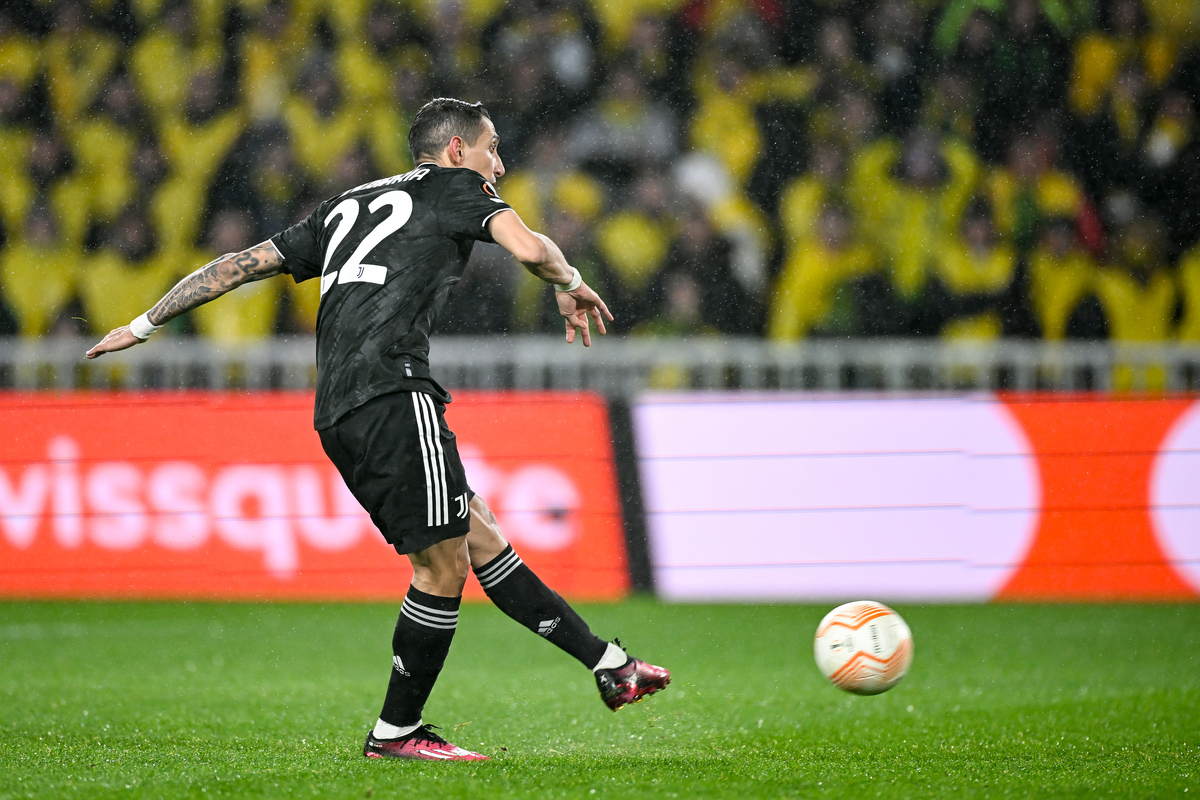 FC Nantes v Juventus: Knockout Round Play-Off Leg Two - UEFA Europa League