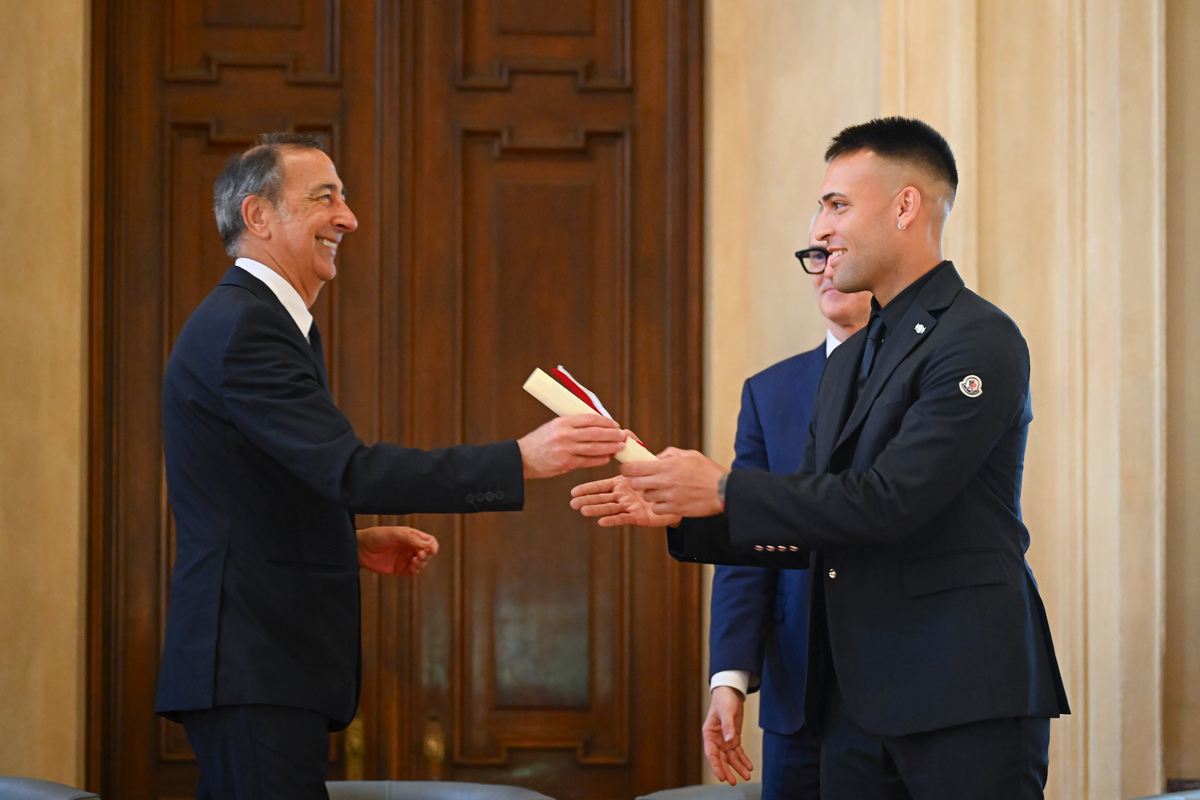 FC Internazionale Is Awarded With the Ambrogino d'Oro Prize