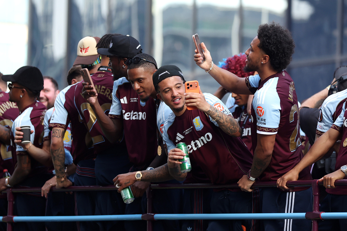 Aston Villa Trophy Parade