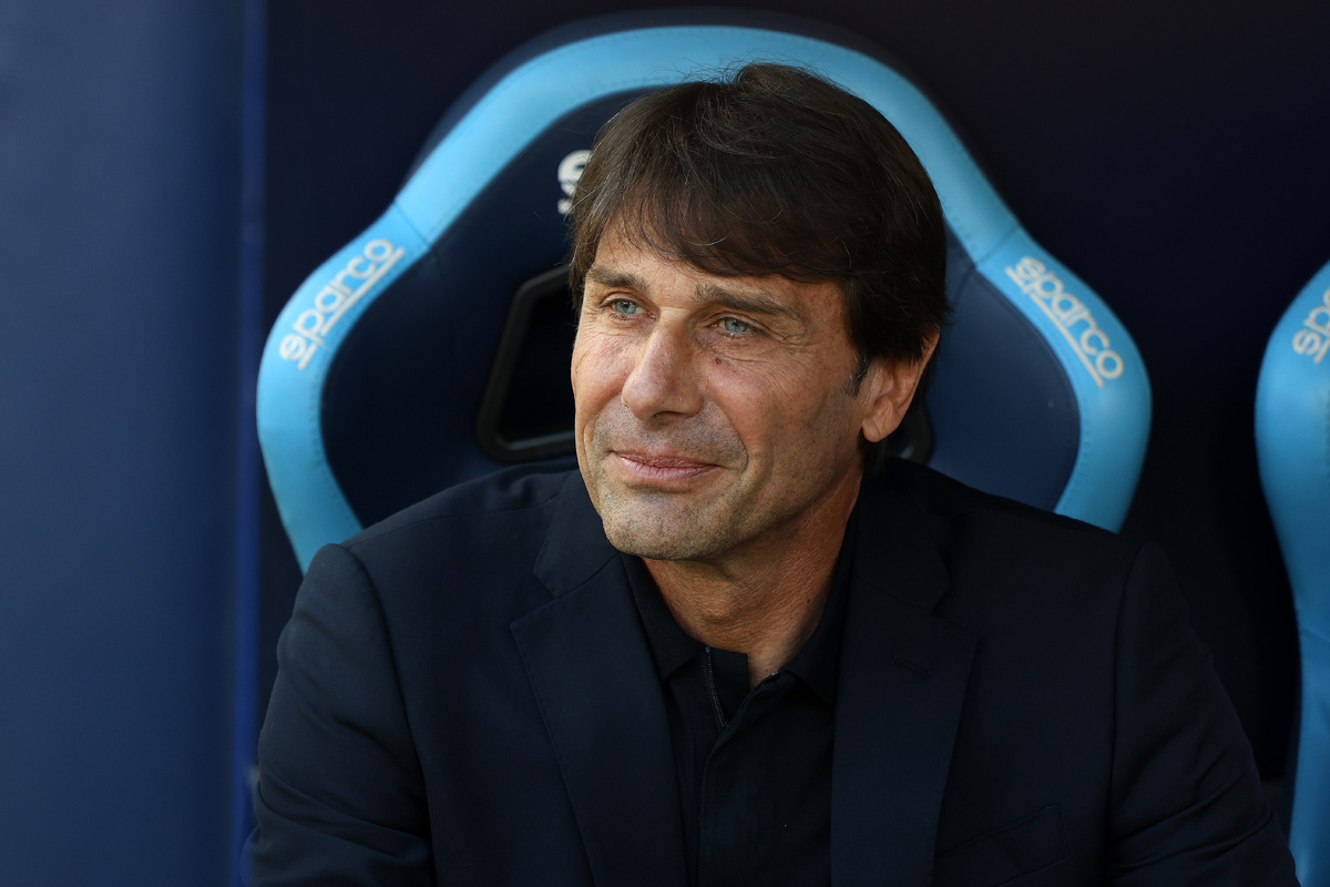 Antonio Conte, Ashley Young
