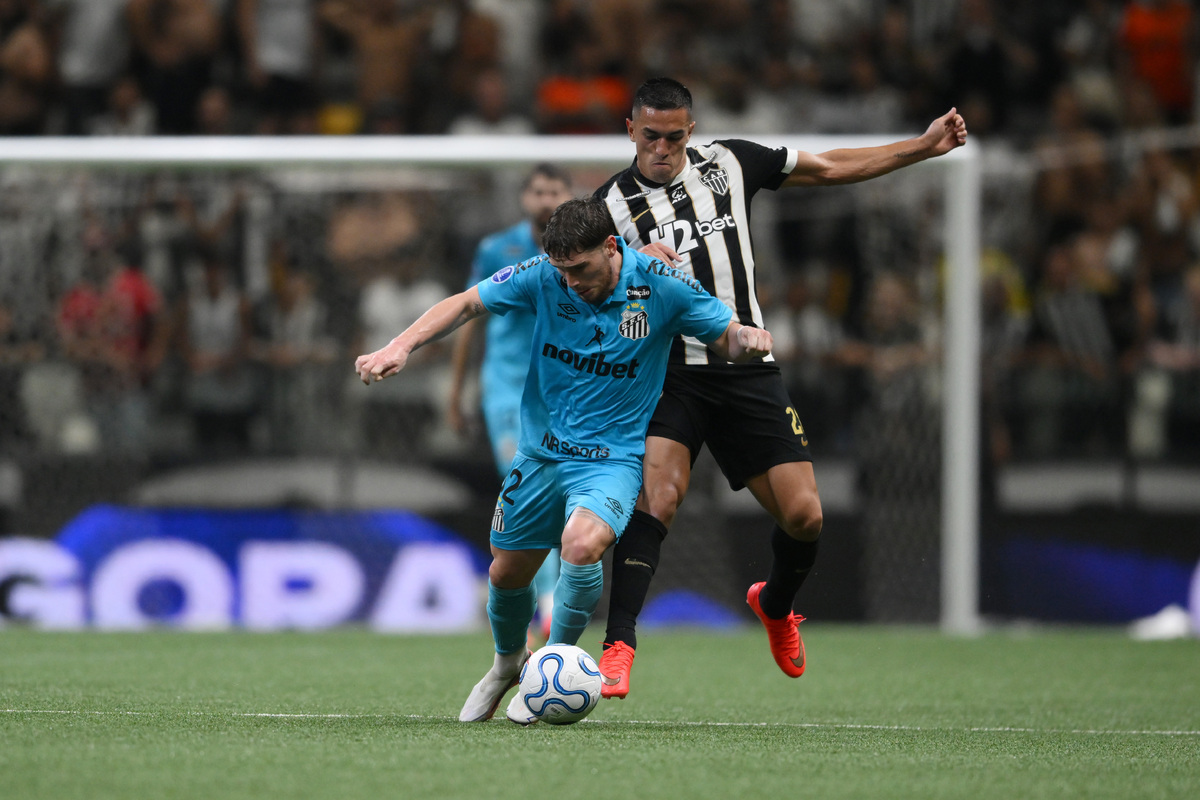 Atletico Mineiro v Santos - Copa CONMEBOL Sudamericana 2026