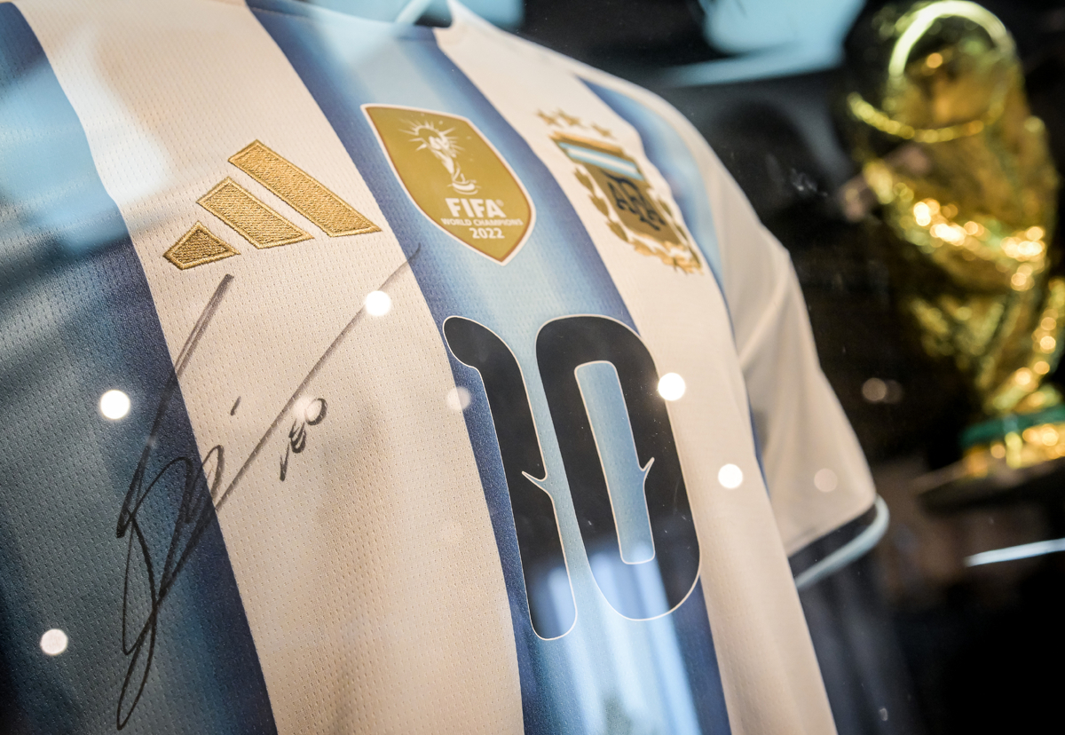 ADIDAS Stores In Buenos Aires Prepare to Sell A Special Lionel Messi's Jersey