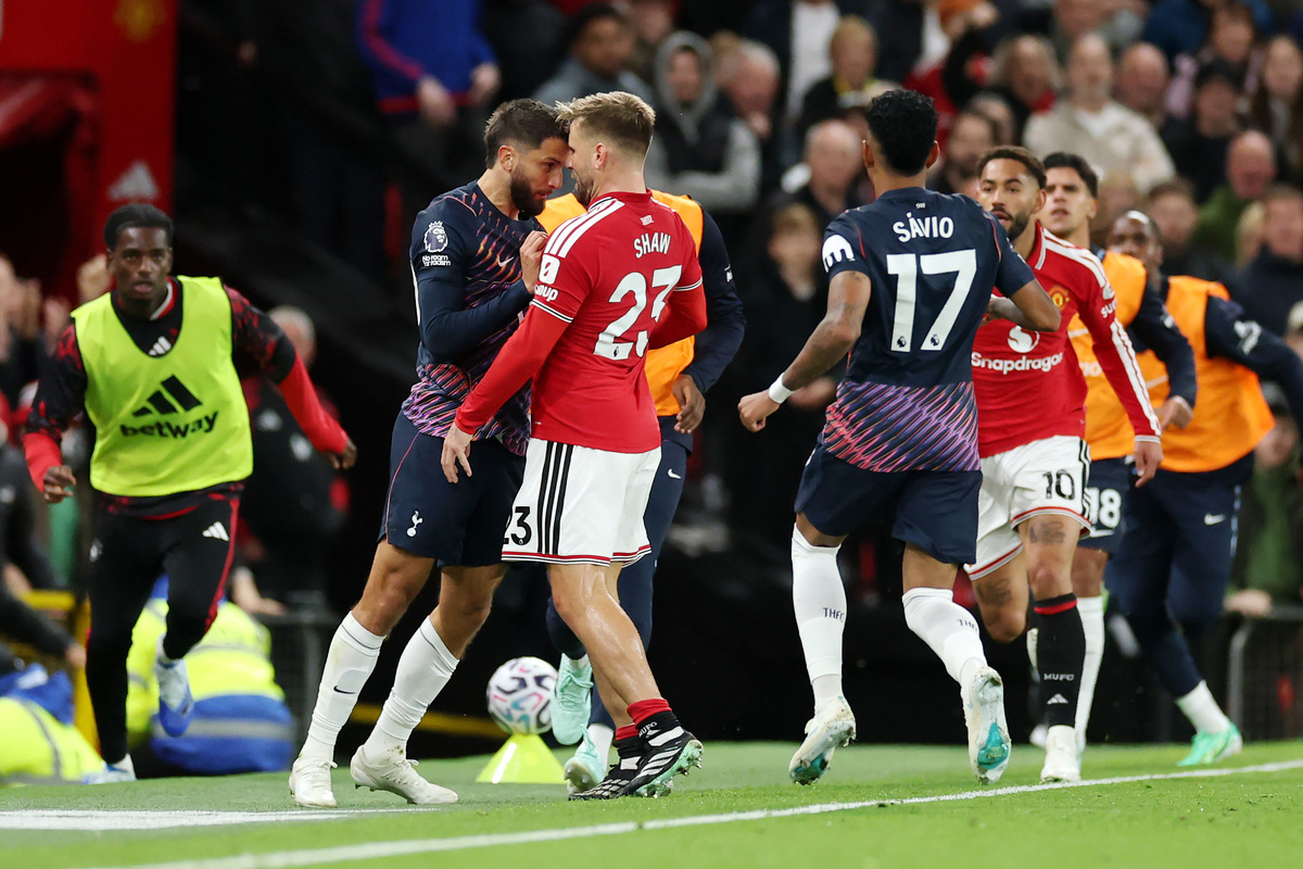 Manchester United v Tottenham Hotspur - Premier League 2026/27