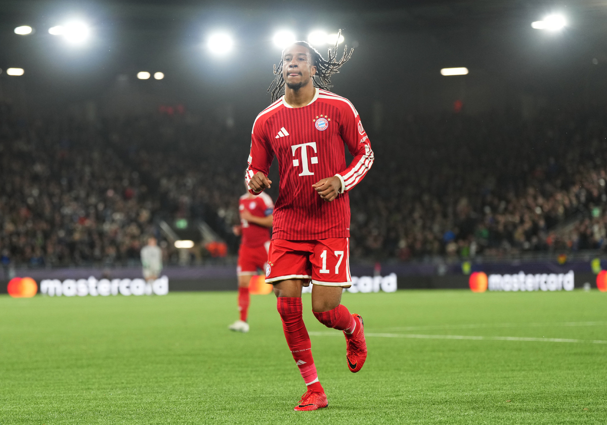 Michael Olise, Bayern Monaco Nike