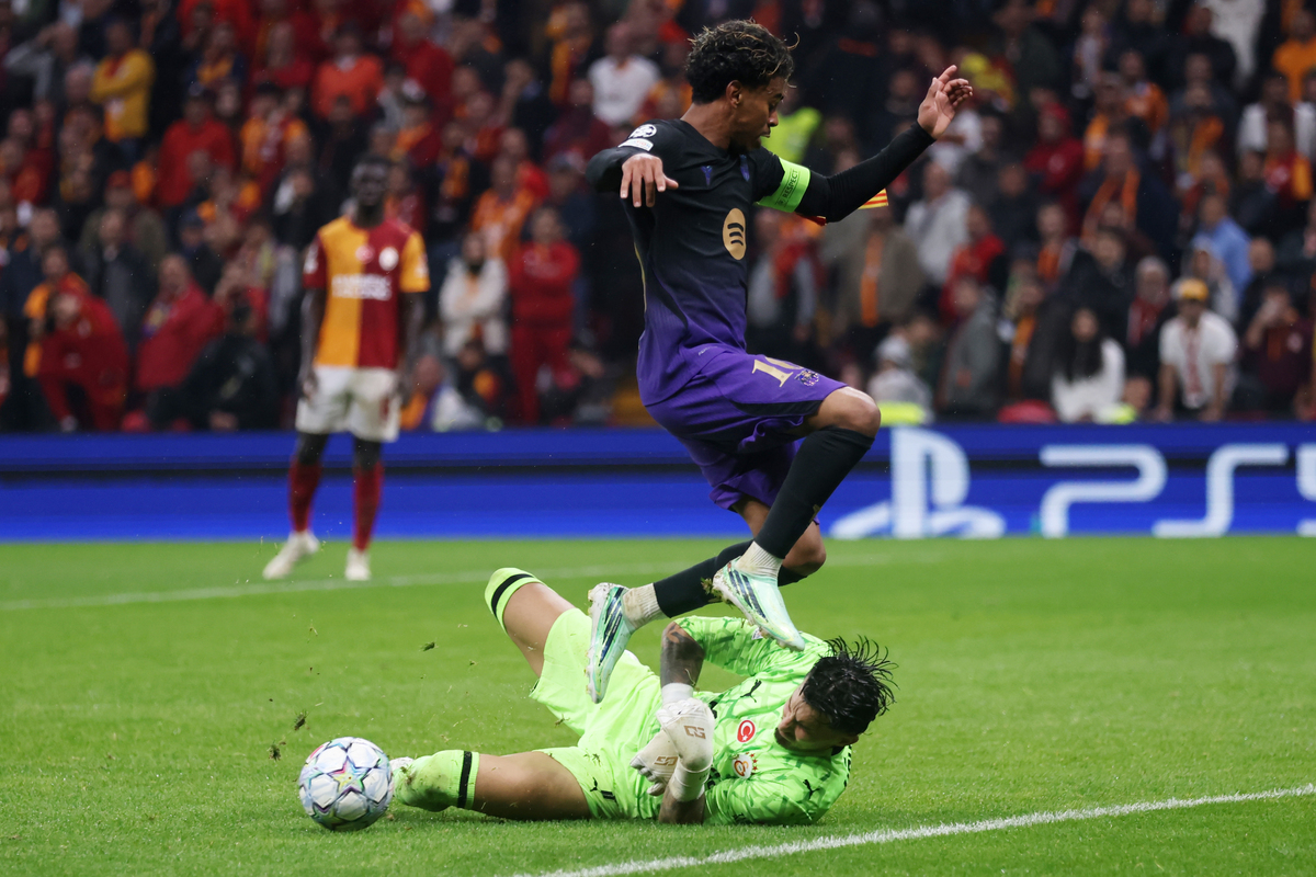 Galatasaray A.S. v FC Barcelona - UEFA Champions League 2026/27 League Phase MD2