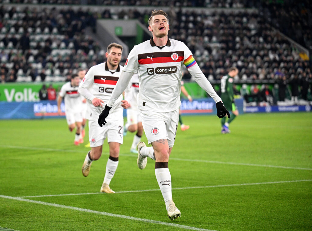 VfL Wolfsburg v FC St. Pauli - Bundesliga