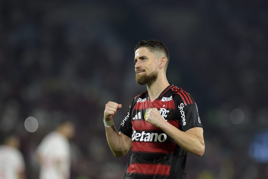 Flamengo v Bragantino - Brasileirao 2025
